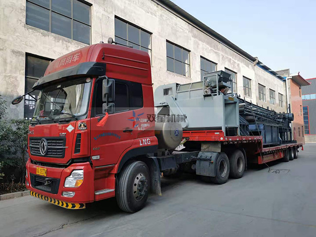1600型斷橋鋁破碎機(jī)裝車(chē)發(fā)往重慶
